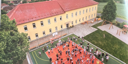 Škola budoucnosti v Bohutíně: soláry, přístavba i nové parkování