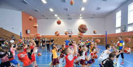 Projekt „Trenéři ve škole“ získal v Příbrami jednomyslnou podporu. Město přispěje více než milionem korun