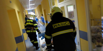 Zadýmení v Domově Maják: probíhá evakuace, senioři mimo ohrožení