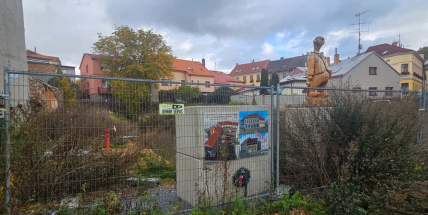 Zbouráno, oploceno, zapomenuto? Co bude s Václavským náměstím v Příbrami