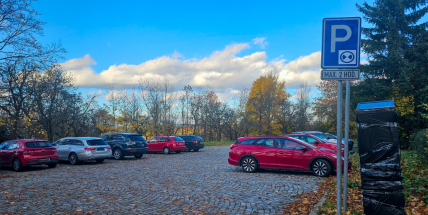 Dušičky v Příbrami: změny v parkování u hřbitova