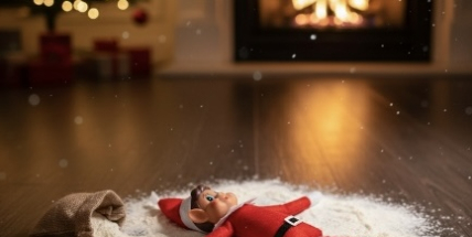 Veselý vánoční skřítek vytvoří letos kouzlo Vánoc přímo u vás doma