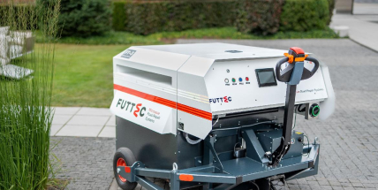 Mikrovlnná technologie umožňuje rychlou a přesnou opravu asfaltu na D4