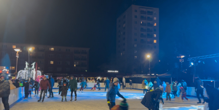 Vánoční kluziště v Příbrami: adventní led může zůstat i na další dvě zimy