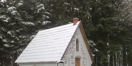 Novoroční výstup na Třemšín zahájí rok 2026 tradičním setkáním turistů