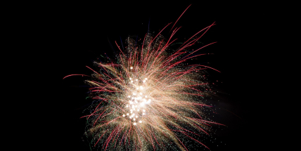 Policie řešila vysoký počet oznámení kvůli pyrotechnice: Praha a Středočeský kraj v čele