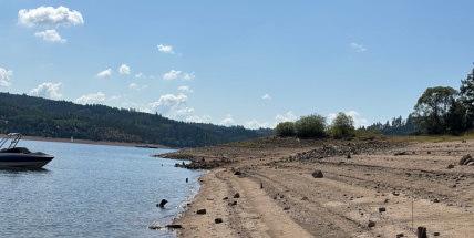 Proč je hladina Orlíku tak nízká? Povodí Vltavy vysvětluje: může za to sucho, ne opravy