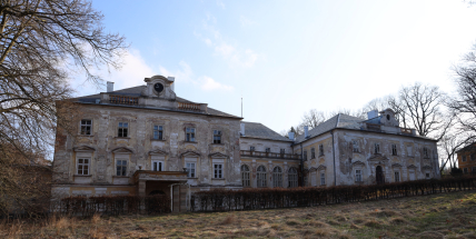 Opakovaná krádež na zámku Hluboš. Zloděj ukradl předměty spojené s osobností T. G. Masaryka a českou historií