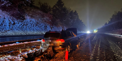 Ve středních Čechách kvůli ledovce nejezdí část autobusů, potíže mají i vlaky