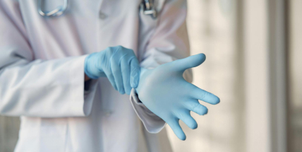 Chřipka není jen rýmička. Ohrožuje hlavně chronicky nemocné, varují lékaři