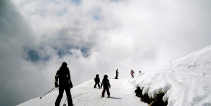 Jarní prázdniny: policie připomíná zásady bezpečného pohybu doma, na horách i na silnicích