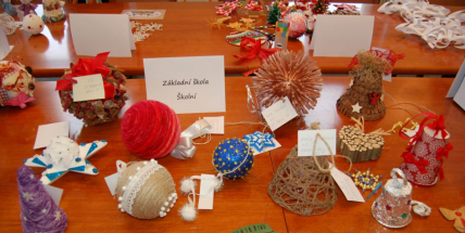 Známe nejkrásnější vánoční ozdoby pro rok 2015