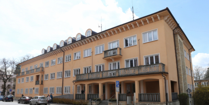 Přepis auta bez front? V Příbrami to jde už dnes, ale lidé zatím dávají přednost okénku