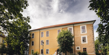 Mezi světlem a tichem Nic není skutečnější než nic v Galerii Františka Drtikola