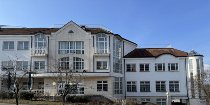 Nájem v Domě Natura trvá. Opozice mluví o nevyužitých budovách, radnice o komplikované rekonstrukci