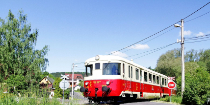Velikonočním vlakem údolím Vlčavy: historická jízda pro celou rodinu