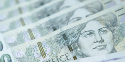 Investice snů se změnila v noční můru. Internetový trik stál ženu statisíce