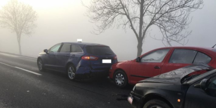 Mlha na silnicích: Špatně zapnuté mlhovky mohou být stejně nebezpečné jako rychlá jízda