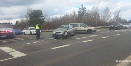 V křižovatce na Skalce se střetly dva osobáky