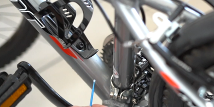 Syntetická DNA ochrání vaše kolo. Městská policie Příbram spouští značení zdarma