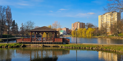 Příbram brzdí opravy: asfalt mizí z trhu a dodavatelé chtějí víc peněz