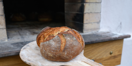 Pecen z Pece rozžhaví Řimbabu. Čarodějnice letos provoní čerstvý chléb