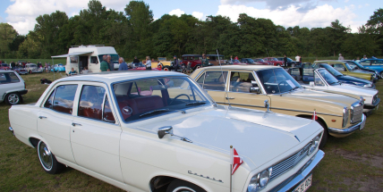 Desítky veteránů projedou Příbramí. Tady máte tipy, kde je chytit