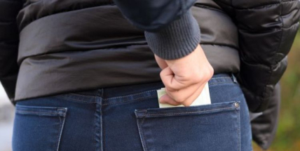 Podvodníci se vydávají i za příbramskou policii! Lidem berou úspory přímo po telefonu