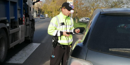 Policie během tří dnů narazila na opilé i zdrogované řidiče. Zkontrolovala přes 2100 aut