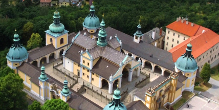 Tipy na víkend: Připomínka ukončení druhé světové války, společné výlety do přírody a celá řada divadelních představení