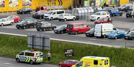 V Příbrami se střetl muž na koloběžce s osobákem