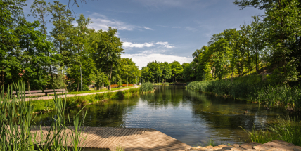 Čekalíkovský rybník ožije hudbou. V centru Příbrami se chystá letní relax pod širým nebem
