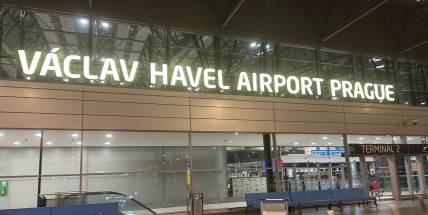 Koupili jste si letenku? Ještě to neznamená, že poletíte. Overbooking je zpět