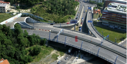 Pražský okruh bude v noci z 18. na 19. července zcela uzavřen. Demolují se dva nadjezdy, doprava pojede přes Strakonickou a tunely