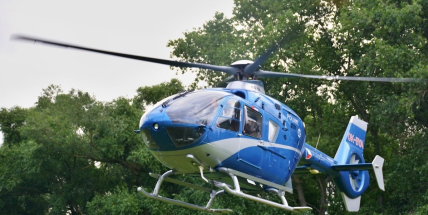 Rozsáhlé pátrání u Dublovic se smutným koncem: Tělo staršího muže našel podvodní dron, případ šetří kriminálka