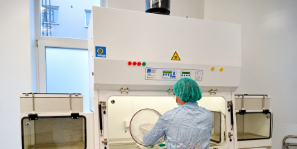 Chemoterapie na míru vzniká přímo v nemocniční lékárně Oblastní nemocnice Příbram