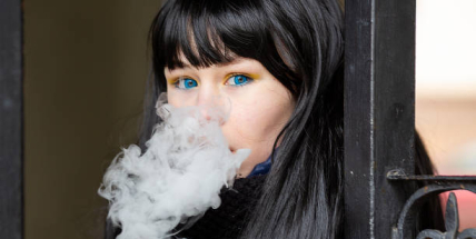 Konec „vapingu“ v Česku? Ve hře je globální zákaz elektronických cigaret od roku 2028