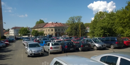 Cyklostezka bude přerušena parkovištěm na Rynečku