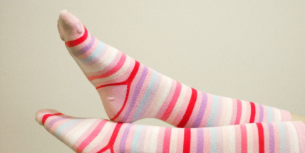 Za krádež značkových ponožek jí hrozí až tři roky vězení