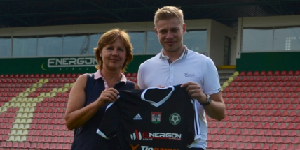 Fotbalový klub bude dražit dresy ve prospěch dětského domova