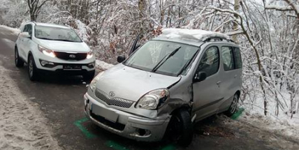 U obce Občov havarovaly dva vozy, ke zranění nedošlo