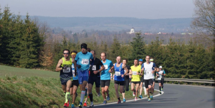 Běhu z Rožmitálu do Březnice se zúčastnilo přes 300 lidí