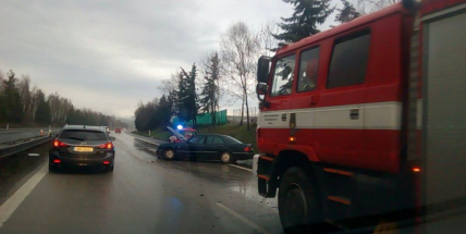 Vážná nehoda komplikuje provoz dálnice na Prahu