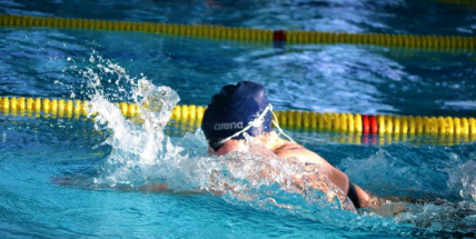 V pátek bude vnitřní plavecký bazén otevřen až od 11 hodin