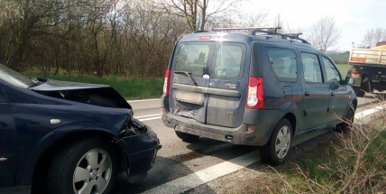 Uvolněná hřídel má na svědomí 3 poškozené vozy