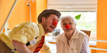 Zdravotní klauni navštívili LDN příbramské nemocnice