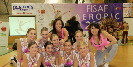 Za tři týdny jsem se musela naučit to, co se holky učily několik měsíců