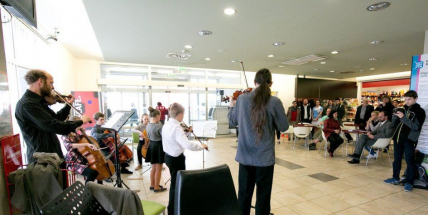 Vážná hudba zazněla i v prostorách nemocnice