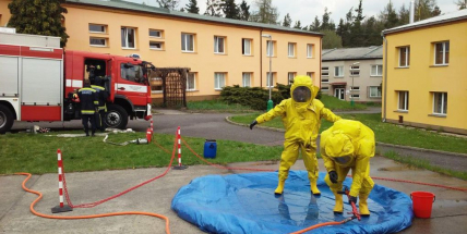 Studenti z Dubna se zúčastnili hasičského výcviku