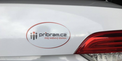 Rozjíždíme projekt „Samolepky“. Kde všude získáte slevy?